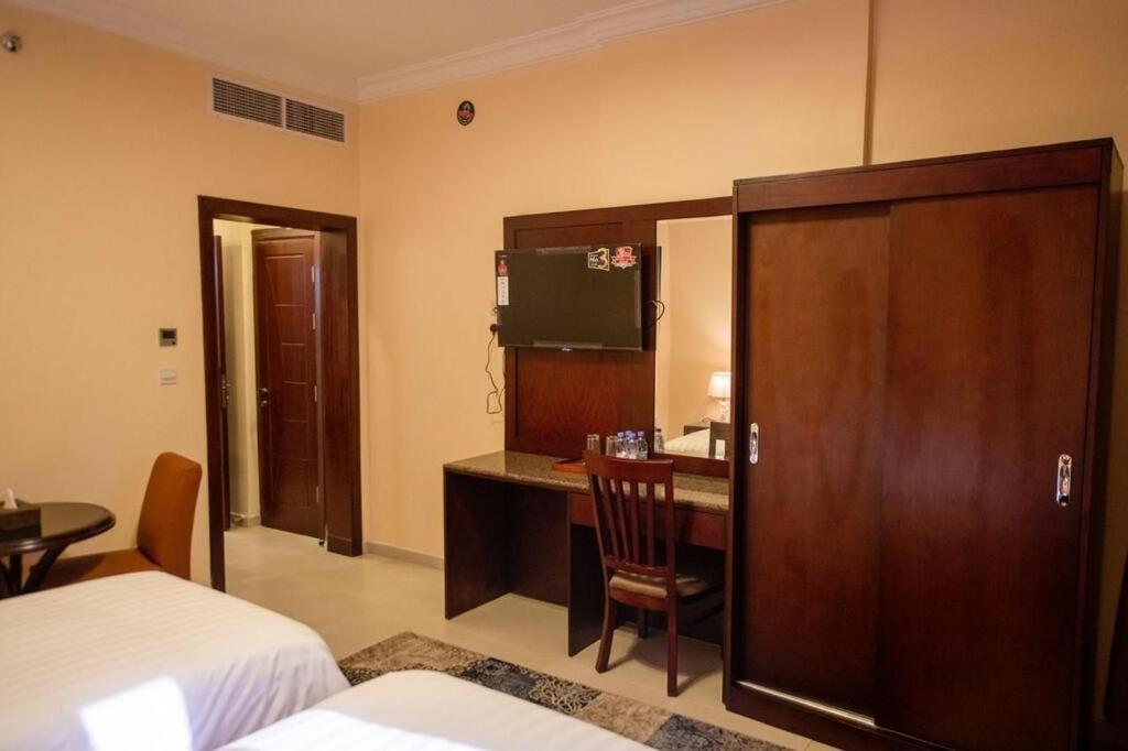 Al Ayniah Hotel Μεδίνα Εξωτερικό φωτογραφία